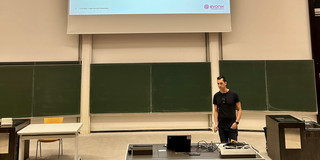 Michael Resch im Hörsaal 1