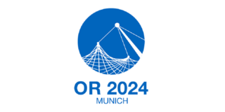 Logo Operations Research 2024 München, oben blauer Kreis mit weißem Netz, darunter blaue Schrift auf weißem Grund