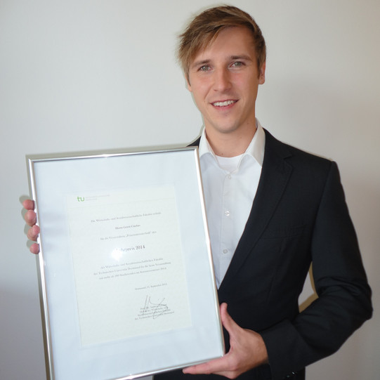 Foto Verleihung Lehrpreis 2016 an Gerrit Cziehso Foto Verleihung Lehrpreis 2016 an Gerrit Cziehso
