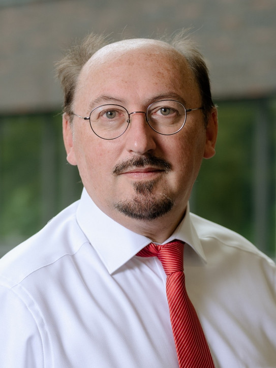 Foto Prof. Dr. Richard Lackes