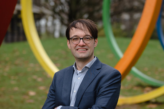 Photo Prof. Dr. Lukas Buchheim Photo Prof. Dr. Lukas Buchheim