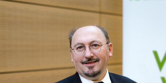 Photo Prof. Dr. Richard Lackes Photo Prof. Dr. Richard Lackes