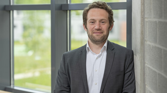 Foto Prof. Dr. Sascha Alavi