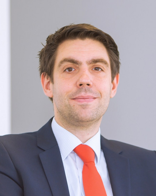 Photo JProf. Dr. Gregor Weiß