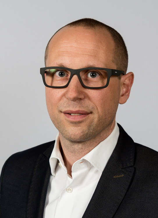 Photo JProf. Dr. Roland Winkler