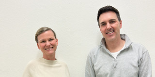 Prof. Tessa Flatten und Manuel Müller, Gründer und CEO von Emma the Sleep Company.