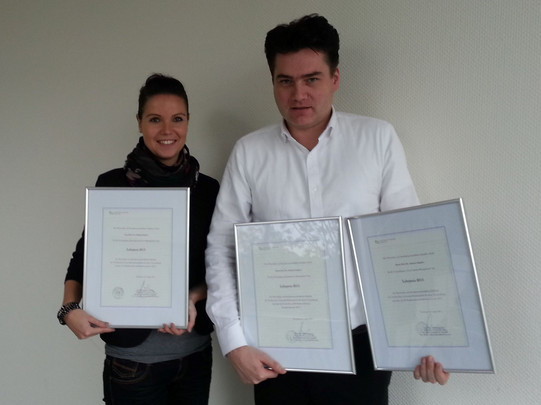 Foto Verleihung Lehrpreis 2013 an JProf. Dr. Stefanie Paluch und Prof. Dr. Andreas Engelen