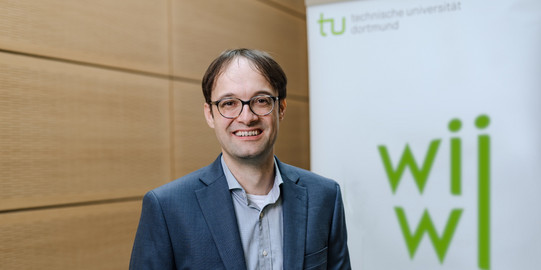 Photo Prof. Dr. Lukas Buchheim Photo Prof. Dr. Lukas Buchheim