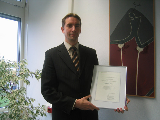 Foto Verleihung des Fakultätspreises an Prof. Dr. Jens Rowold